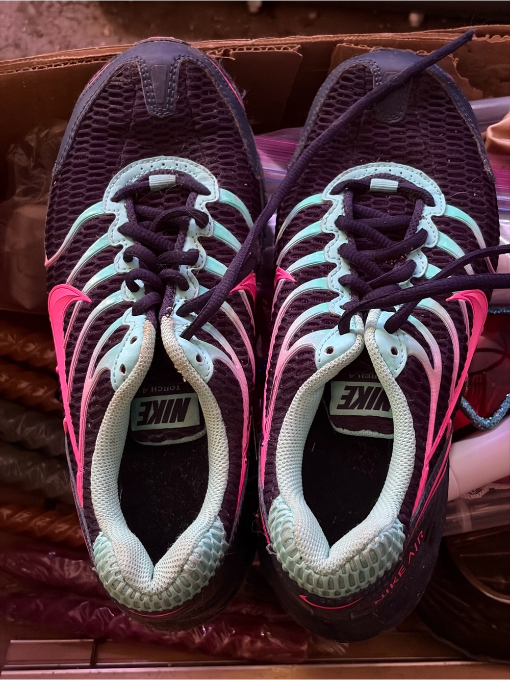 Nike Air Torch Women's Athletic Running Shoes. Size 9. Rarely Worn